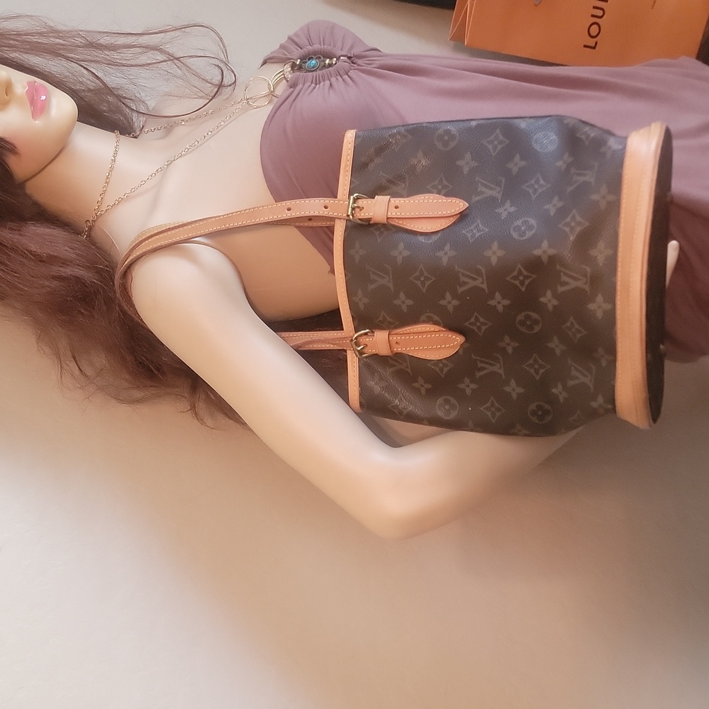 Vintage louis vuitton monogram bucket bag